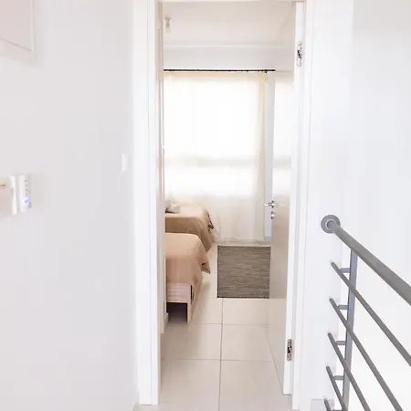 Lighthouse Luxury Beach Townhouse Apartament *
