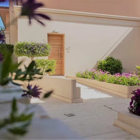 Lighthouse Luxury Beach Townhouse Paphos